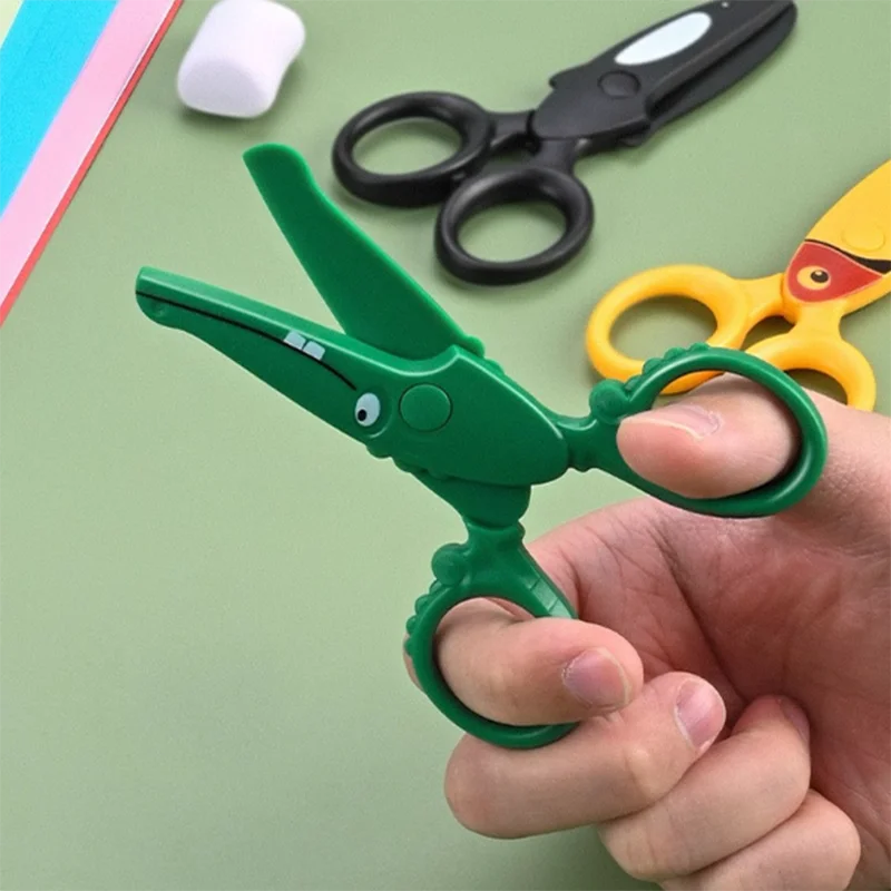 Tesoura Infantil Artesanal DIY - Art Craft 4 Years Old avaliação e preço